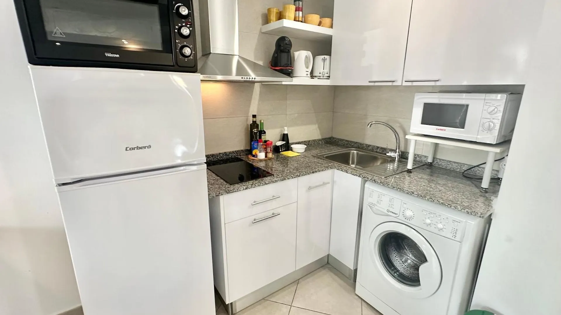 Apartament Pineapple Sorbet Piscina, Doble Terraza, Cocina Completa Y Wifi Corralejo